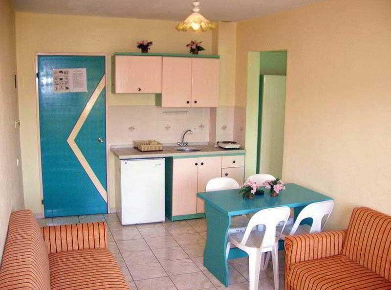 Happy Holiday Apart Μαρμαρίς Εξωτερικό φωτογραφία